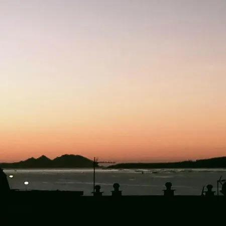 Apartamento Con Garaje Vistas Cies Vigo Exterior photo